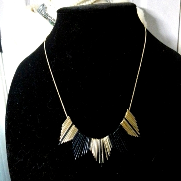 Classic 80s Vintage Black 16